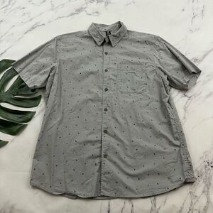 Mountain Hardwear Mens Button Up Shirt Size L Gray Nature Print Short Sleeve